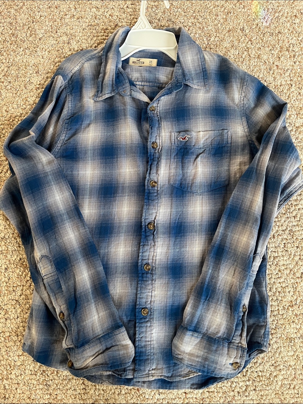 Hollister long sleeve button down shirt